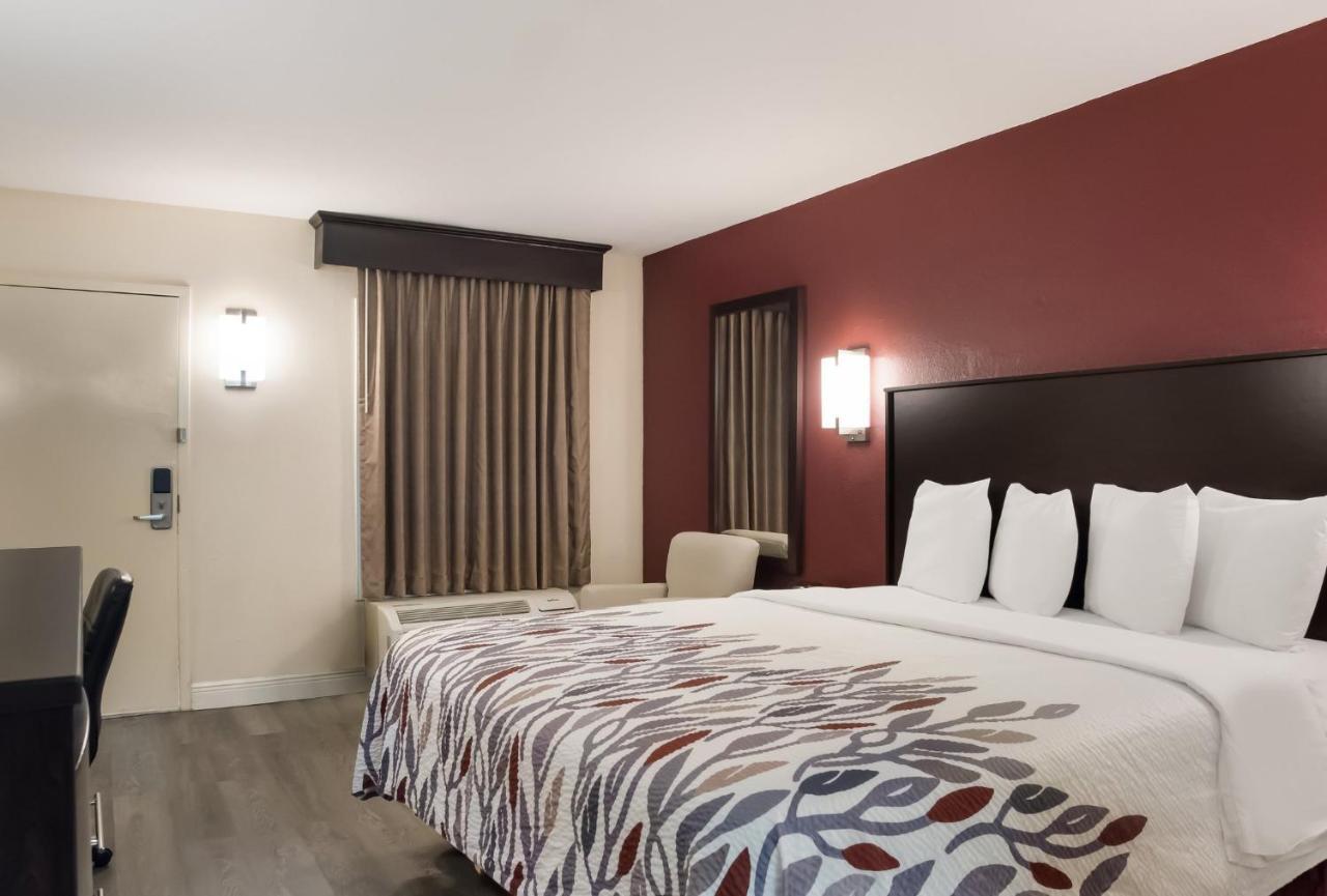 Red Roof Inn Tupelo Eksteriør billede