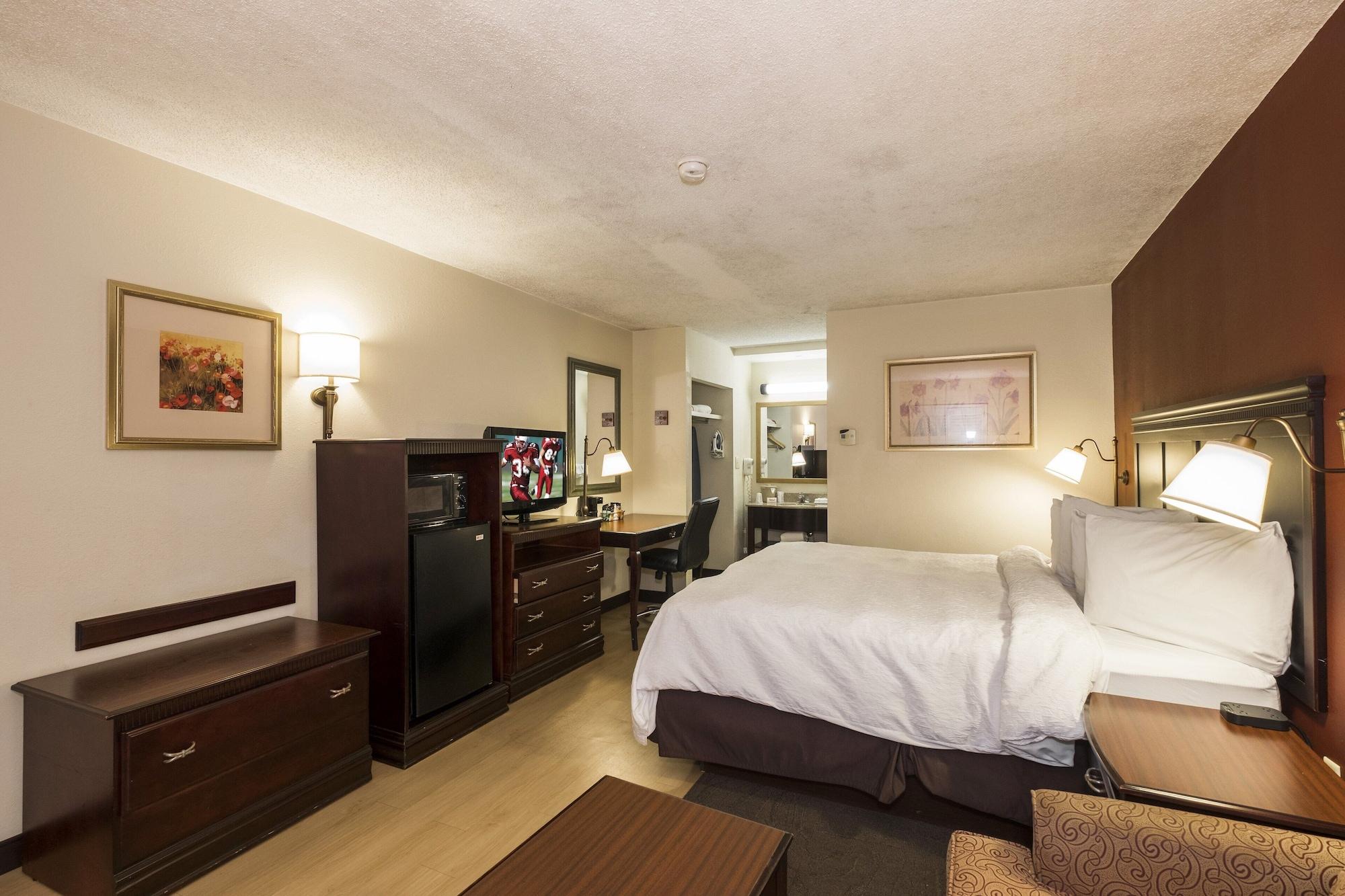 Red Roof Inn Tupelo Eksteriør billede